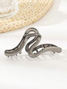 1pc Wavy Line Design Hollow Alloy Hair Claw Clip For Daily Use Hair Clips Hair Jaw Clip Hair Clamps Hair Clutch Hair Catcher Clip, Black Hair Accessories Fall Winter For Vacation Outfits Woman Summer Beach - 黑色 3 - 查看 3