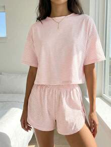 2pcs Summer  Stripes  Womens Pajama Sets 2 Piece Soft Short Sleeve Top And Shorts Sleepwear Round Neck Pjs Lounge Casual Loose Short Sleeves Tops Side Slits Shorts Home Clothes Set Suitable For Home Use, Striped Pjs Loungewear Sleepwear - 粉色 - 查看 5