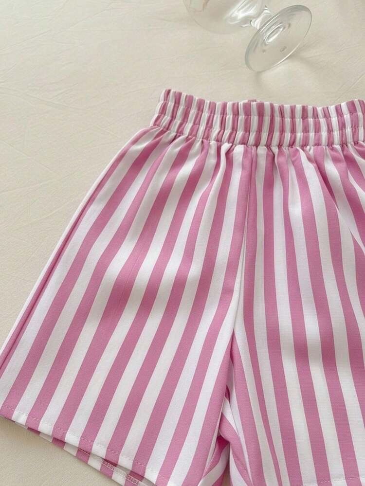 Bộ 2 món cho bé gái gồm áo thun in hình nơ dễ thương và quần short kẻ sọc hồng trắng, trang phục mùa hè thường ngày thời trang cho trẻ em. - Màu xám đen - Xem 5