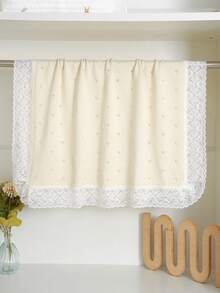 1pc Casual Minimalist Fashion Baby Knitted Blanket, Sweet Lace Patchwork Children's Cozy Throw Blanket, Suitable For All Seasons - Off-white - View 2