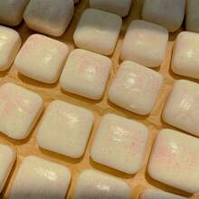 1个全新超柔软黄油吐司王慢回弹减压透气捏捏玩具 - 生日礼物 - 完美礼物 - 礼品 - 收藏展示 - 爱好者收藏 - 送给朋友的贴心礼物 - 彩色 - 查看 7