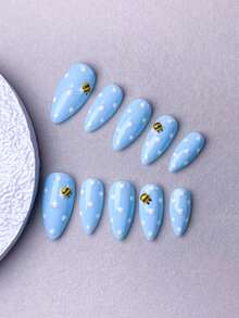 10片手工印花美甲贴纸，美甲配件，假指甲，美甲贴片，夏季美甲，短指甲，印花美甲，亚克力印花美甲套装，Y2K风格，白色美甲，蓝色美甲，波点美甲，手工蜜蜂装饰，可爱风格，适合春夏 - 淺藍色 - 查看 5