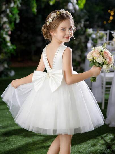 年轻女孩白色珍珠装饰蝴蝶结后背深 V 领圣诞派对公主裙，适合女孩生日派对、宴会、正式场合、婚礼、花童、舞台表演