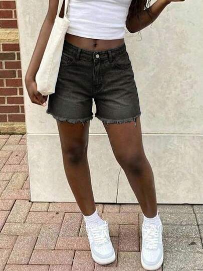 大码女士休闲宽松直筒牛仔百慕大短裤