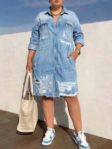 GLOURI Women's Blue Distressed Shirt Dress - Flap Pocket & Frayed Raw Hem Detail | Casual Edgy Fit For Weekend Dates, Beach Vacation Cover-Ups, Casual Hangouts & Summer Day Outings (Bold Distressed Design) For Effortlessly Cool Stylish Looks - Màu xanh lam - Xem 2