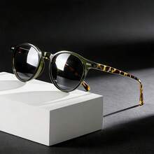 1副复古圆形时尚眼镜，适合街头摄影、派对、音乐节等场合。 - 彩色 - 查看 5