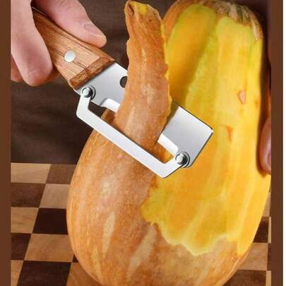 Dụng cụ gọt vỏ rau củ đa năng: Tay cầm tiện dụng, tích hợp dụng cụ mở nắp chai, làm bằng thép không gỉ, thích hợp để gọt vỏ nhiều loại trái cây như đu đủ và kiwi. Ngoài ra, sản phẩm này cũng có thể dùng để gọt vỏ mía, bí ngô và các loại rau củ khác, dễ sử dụng, đáp ứng nhu cầu nhà bếp hàng ngày.