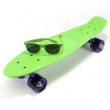 Stereo Vinyl Cruiser Plastic Complete Skateboard Green/Estéreo Crucero binal Completo Plastic Complete Skateboard Verde - NOTA verde fluorescente - Ver 2