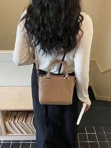 حقيبة يد نسائية بطراز عتيق لعام 2026، حقيبة تسوق ذات ملمس بسيط، حقيبة كتف وحقيبة متقاطعة بلون أحادي للتنقل - كاكي - مشاهدة 2