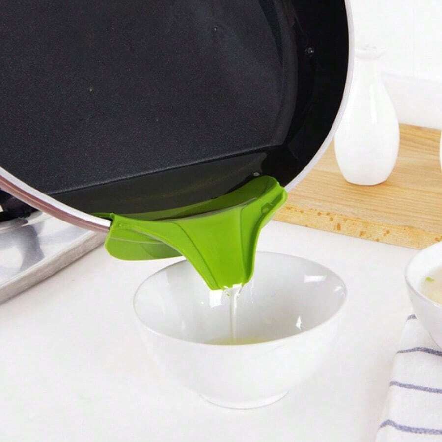 1pc / 2pcs Kitchen Anti‑Spill Pot Tool, Round Mouth Guide Spout, Soup Pouring Tool, Small Kitchen Accessory - Multicolor - View 1