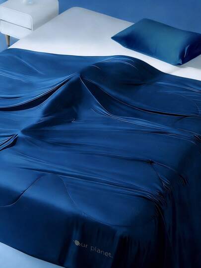 3pcs Luxury Blue Satin Bedding Set, Quilted Comforter, Includes 1*Duvet + 2*Pillowcases, Machine Washable, Modern Style, Dorm Essential, Pillowcases Without Inserts