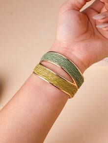 1件手工波西米亚风双色开口手镯，精致有质感，适合旅行、度假、派对、下午茶、音乐节和日常佩戴。 - 綠色 - 查看 9