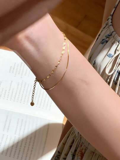 1 pieza Pulsera minimalista de doble capa con cadena brillante, chapada en oro de 18K, acero inoxidable, adecuada para uso diario o decoración de vacaciones de las mujeres