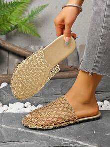 Sandal Pantai Wanita Model Eropa dan Amerika Terbaru dengan Tali Belakang dan Bagian Dalam yang Nyaman, Sandal Kasual. - Sampanye - View 10