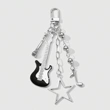 1pc Y2K Retro Cool Silver Headphone, Cassette Tape, Music Note Keychain; 1pc Silver Star Guitar, Microphone Keychain; 1pc Silver Heart Guitar, Pearl Tuba Keychain; 1pc Black & White Piano Key, Guitar, Music Note Pendant Keychain - Multicolor - View 15