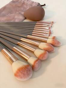14件套完整化妆工具套装 - 13支化妆刷 + 美妆蛋，蓬松渐变刷毛，适用于面部和眼部化妆，附赠天鹅绒收纳袋，方便旅行携带 - 棕色 - 查看 4