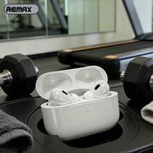 REMAX PD-BT560 無線藍牙耳機 Tpe-C介面 13mm複合圈振膜 智慧型觸控 藍牙5.4音畫同步 入耳式矽膠耳塞設計 運動跑步耳機,適用蘋果華為小米手機 - 查看 7