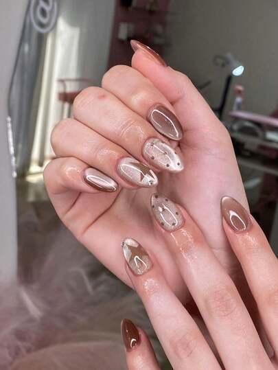 10pcs Handmade Almond-Shaped Brown Nail Tips With Cat Eye Pointed Tips And Dark Brown Pentagram Decorations. Minimalist Multi-Purpose Design, Brown Nails Suitable For Any Occasion, Easy To Apply And Remove With Nail System.