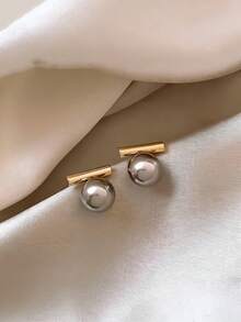 1 Pair Minimalist Faux Pearl Gray Stud Earrings, Fashionable Elegant Versatile Earrings, 2026 New Design Jewelry Suitable For Women's Holiday And Daily Wear - Grey - View 3