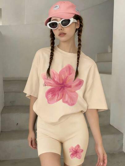 2pcs Girls' Casual Outfit Set,Floral Pattern Loose T-Shirt,Pair With Rider Shorts Suit,Comfortable And Soft,For Daily Leisure, Beach Trip, Summer Wear.