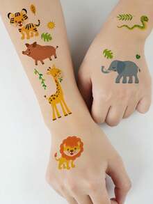 30张卡通临时纹身贴纸，包含狮子、老虎、猴子、长颈鹿、斑马和大象等一系列图案，展现了各种可爱的卡通动物风格（共300种设计）。这些防水且趣味十足的艺术化妆假纹身贴纸。 - 彩色 - 查看 5