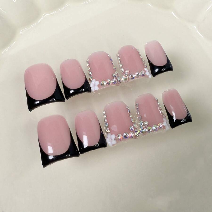 NAILART Send Randomly 10pcs Pink Duckbill Handmade Press On Nails Art Simple White French Short Fake Nail Wearable Rhinestones Design False Nails Tips - 588-L - 查看 1
