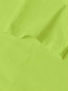 卡通印花图案，包含相机、棕榈树和塑料椅，搭配西班牙语标语。罗纹棉质女式T恤。全新运动时尚女装风格，春夏出行完美之选。柔软垂坠，透气舒适，休闲短袖上衣。 - 檸綠色 - 查看 6