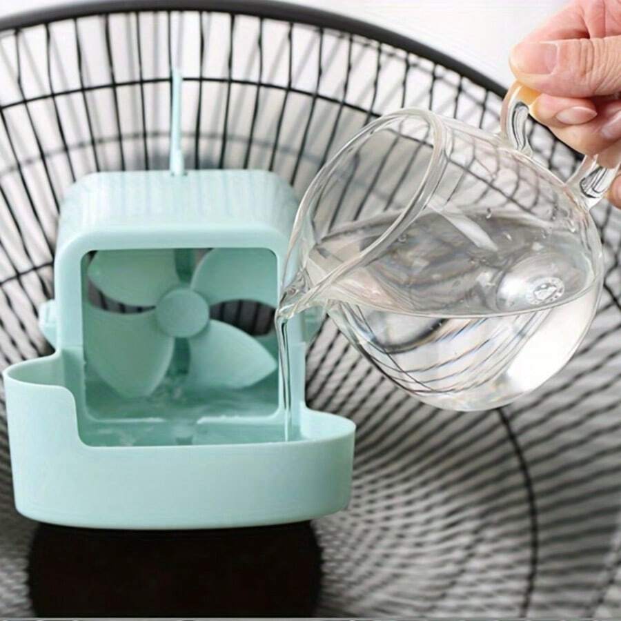 1 Set Fan Cooling Accessory, Portable Tool Designed For Fan Cooling And Temperature Reduction, Suitable For Use With Floor And Desk Fans. This Tool Can Enhance Cooling Effect In Summer By Adding Ice Cubes Inside The Fan, Providing Rapid Cooling And Temperature Reduction.