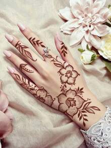 1pc Fashionable Washable Henna Floral Temporary Tattoo Sticker, Waterproof Long-Lasting Faux Vintage Vine Tattoo For People,Sketch Style - Red - View 4