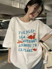 Women's Casual Loose Short Sleeve T-Shirt - Light Gray Round Neck With "Unexplored Deep Sea" Lettering And Cartoon Fish Print, Breathable Top For Spring And Summer, Beach Style Outfit, Ocean Theme Apparel, Fun Pattern Comfortable T-Shirt - Relaxed Fit Casual Vintage Style Comfort Daily Short Sleeve Unisex Cotton T-Shirt Top - trắng - Xem 4