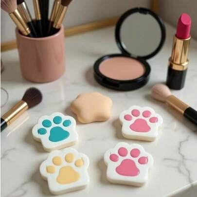 1个超柔软猫爪棉花糖化妆海绵，便携式干湿两用气垫粉扑，适用于散粉、粉底液、BB霜、妆前乳、腮红、修容，适合居家、旅行、通勤、派对等场合。美妆工具。