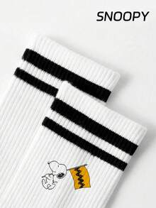 1 Pair Authentic Pattern Men's Crew Socks, Double Stripe Design, Cute Cartoon Socks For Men, Odor-Resistant, Moisture-Wicking, Casual & Sporty, Suitable For Students/Adults As Gifts Or Daily Wear, Snoopy Socks - Multicolor - View 2
