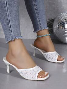 Sandalias de tacón alto con punta cuadrada y tacón delgado, con un solo tirante y malla floral, para mujeres - Beis - Ver 3