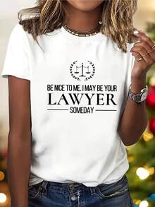 Camiseta de algodón de 180 g para mujer, camiseta casual de manga corta con el eslogan Sea amable conmigo, podría ser su abogado y patrón de escamas de - cuello redondo suave y elástico, lavable aáquina, corte holgado y cómodo, disponible en tallas S-XXL,últiples colores disponibles, versátil para todas las estaciones, atuendo divertido de abogado, tela no transparente adecuada para el transporte diario, salidas informales, versátil para uso doméstico y adecuada para paseos al aire libre. Sencilla y adecuada para todos, estilo moderno y de nicho, la primera opción para parejas. - Blanco - Ver 1