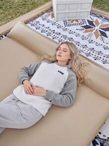 Colchoneta de dormir autoinflable, transpirable e impermeable para 2-3 personas, apta para picnic y camping - Arena dorada - Ver 2