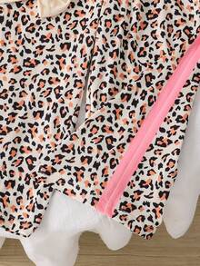 Girls' Summer Chic Leopard Print 2 Pieces Set: Apricot Leopard Print Bow Short Sleeve T-Shirt + Pink Trim Leopard Print Wide Leg Pants - Apricot - View 6