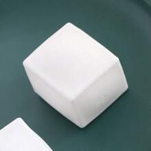 逼真豆腐挤压玩具，极简设计 - 白色 - 查看 10