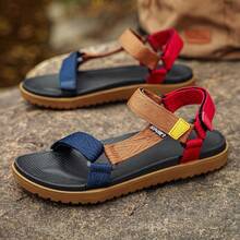 Sandalias casuales de hombre con tela de color contrastante y cierre de gancho y bucle, para uso en exteriores en verano - Marrón - Ver 4