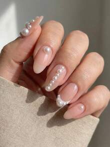 12格白色仿珍珠美甲装饰套装——包含3D和半圆形仿珍珠珠子、水钻和各种配件。这些可爱无味的“鱼子酱”仿珍珠颗粒形状和大小各异，从小到大应有尽有，是美甲爱好者的理想之选。 - 彩色 - 查看 9