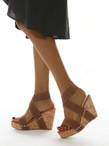 Women's Platform Wedge Sandals, Versatile Lightweight Summer Vacation Style - Brown - View 1