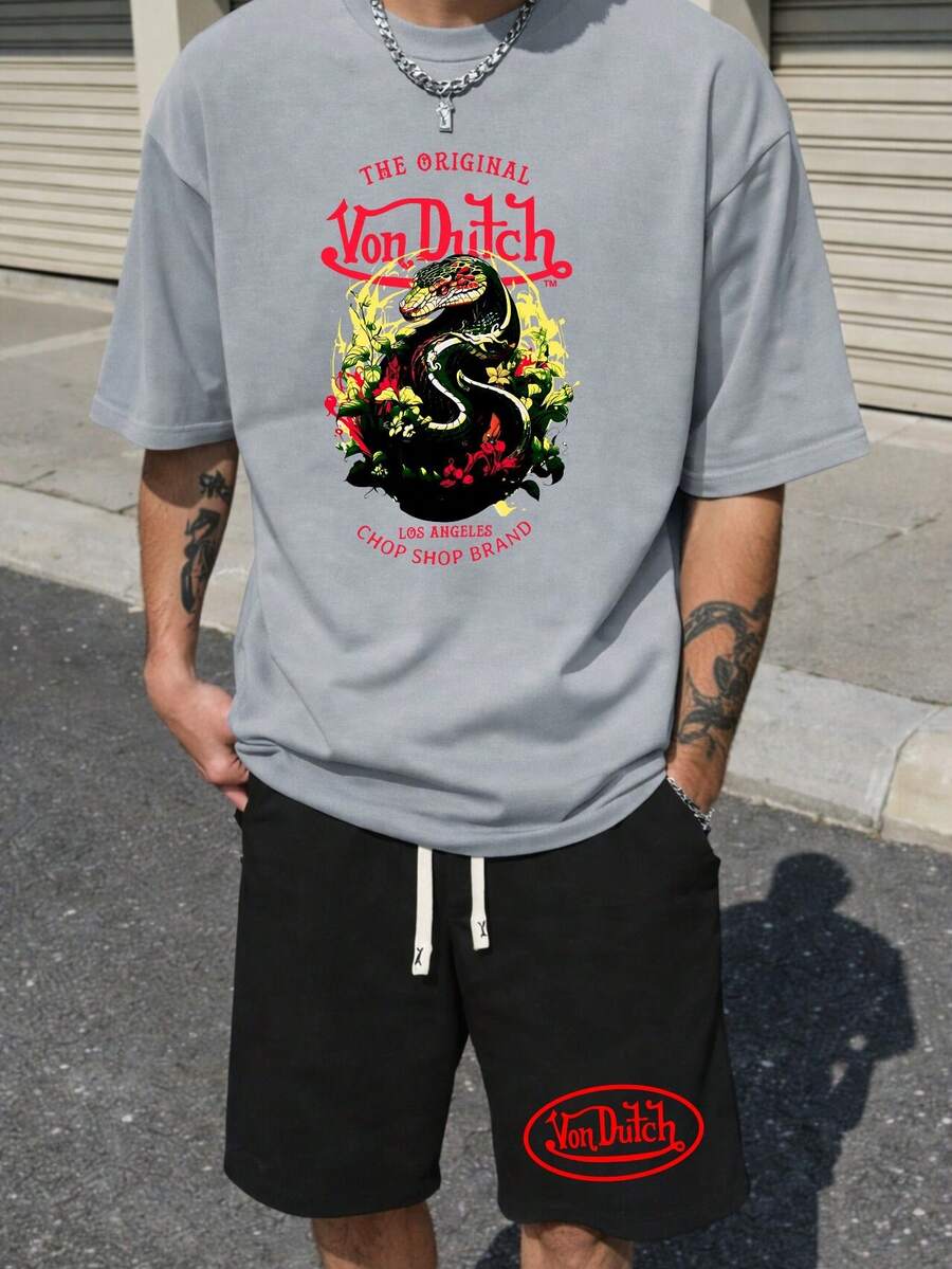 2pcs Men Creative T-Shirt And Shorts Set Snake And Floral Print With The Original Vons Dutch Text Casual Wear Soft Fabric Breathable Print T-Shirt And Shorts Set - Xám và đen - Xem 1