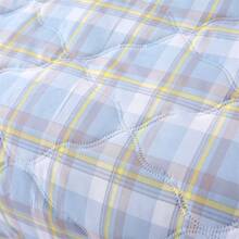 1pc Ultra Soft & Breathable Quilt - Lightweight All-Season Bedding, Modern Floral Plaid Pattern, 100% Polyester, Machine Washable, Suitable For Single/Double Bed, Hotel, Camping And Home Decor, Luxury Hotel Bedding | Modern Quilted Design | Embossed, Autumn Decor, Room Decor - Royal Blue - View 6