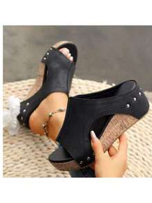 Wedge-Heeled Thick-Soled Open-Toe Sandals, Light Brown Faux Suede, Stylish Hollowing, Rivet Details, Great With Jeans - 黑色 - 查看 4