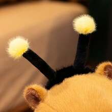BLUESLEMON 9.05 Inch/23cm Cute Plush Bee & Capybara Stuffed Animal Doll, Super Soft Capybara Plush Doll, Perfect Holiday And Birthday Gift, Home Decor For Teens - Multicolor - View 9