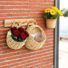 1 pieza Cesta colgante rústica tejida a mano, macetero de pared redondo de ratán natural para decoración interior y exterior, estilo granja, contenedor de maceta para flores frescas, plantas en maceta, velas, aperitivos y artículos varios, entrada, dormitorio, sala de estar, balcón, cesta de almacenamiento para decoración de habitación - A - Ver 6
