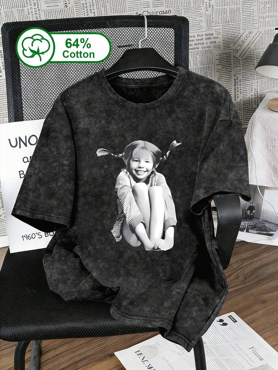 Plus-Size Women's Vintage Washed Snowflake T-Shirt With A Little Girl Graphic Print, Casual Crew Neck Short Sleeves, Everyday Wear, Summer Top. - Black - View 1