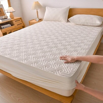 1 pieza Sábana ajustable de unicolor impermeable, ropa de cama, sábana ajustable, cubierta de colchón impermeable, ropa de cama suave y cómoda para el dormitorio, protector de colchón hipoalergénico, cubierta de colchón a prueba de polvo y humedad, disponible en múltiples colores, patrón de remolino ultrasónico se ajusta a todos los tamaños de cama individual, doble, king, queen, regalo de ropa de cama, lavable a máquina, decoración de habitación, boda, decoración de dormitorio, no 100% impermeable, certificado OEKO-TEX