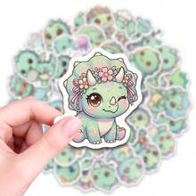 50 PIEZAS Pegatinas lindas de dinosaurio verde, pegatinas de vinilo estéticas y resistentes al agua para botellas de agua, portátiles, monopatines, fundas de teléfono, diarios, scrapbooking, decoración para adolescentes y adultos, calcomanías de dinosaurio para personalizar artículos diarios, pegatinas divertidas de criaturas prehistóricas para manualidades y accesorios DIY - Multicolor - Ver 2