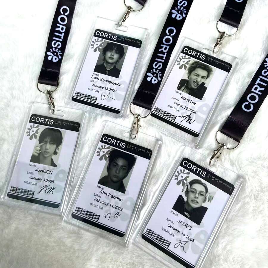 COR/TIS、K-Pop风格、MMARTIN、JAMES、JUUHOON、SEONGHYEON、KEONHO、明星身份证、卡片收藏、派对用品、节日礼物、纪念品、小礼物、圣诞礼物 - 彩色 - 查看 1