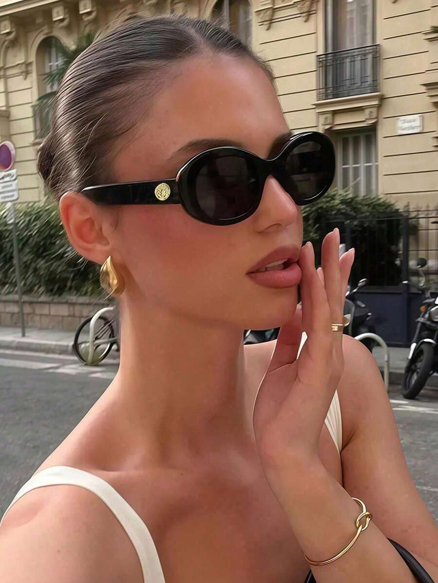 1副复古椭圆形女士时尚眼镜，猫眼设计，时尚街头风 - 黑框黑灰片 - 查看 1